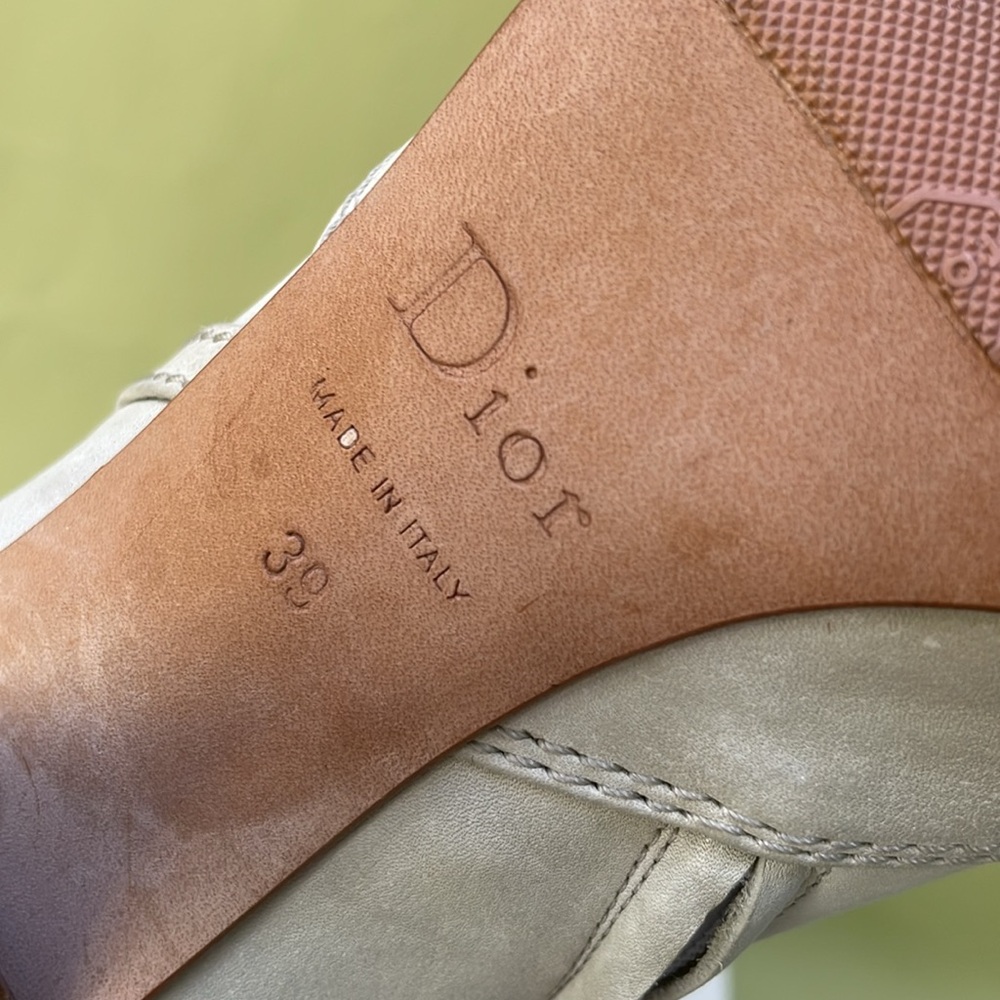 Vintage light gray/silver Dior all leather booties in original box - Picture 10 of 16